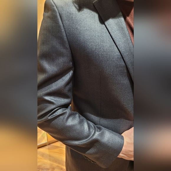 Kenneth Cole Reaction Men's Gray Ready Flex Basketweave Slim-Fit Suit - Picture 5 of 7